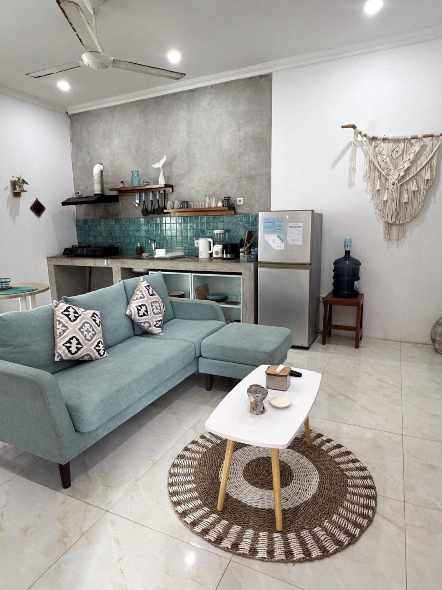 Secret Spot Surf And Stay Kuta  Экстерьер фото