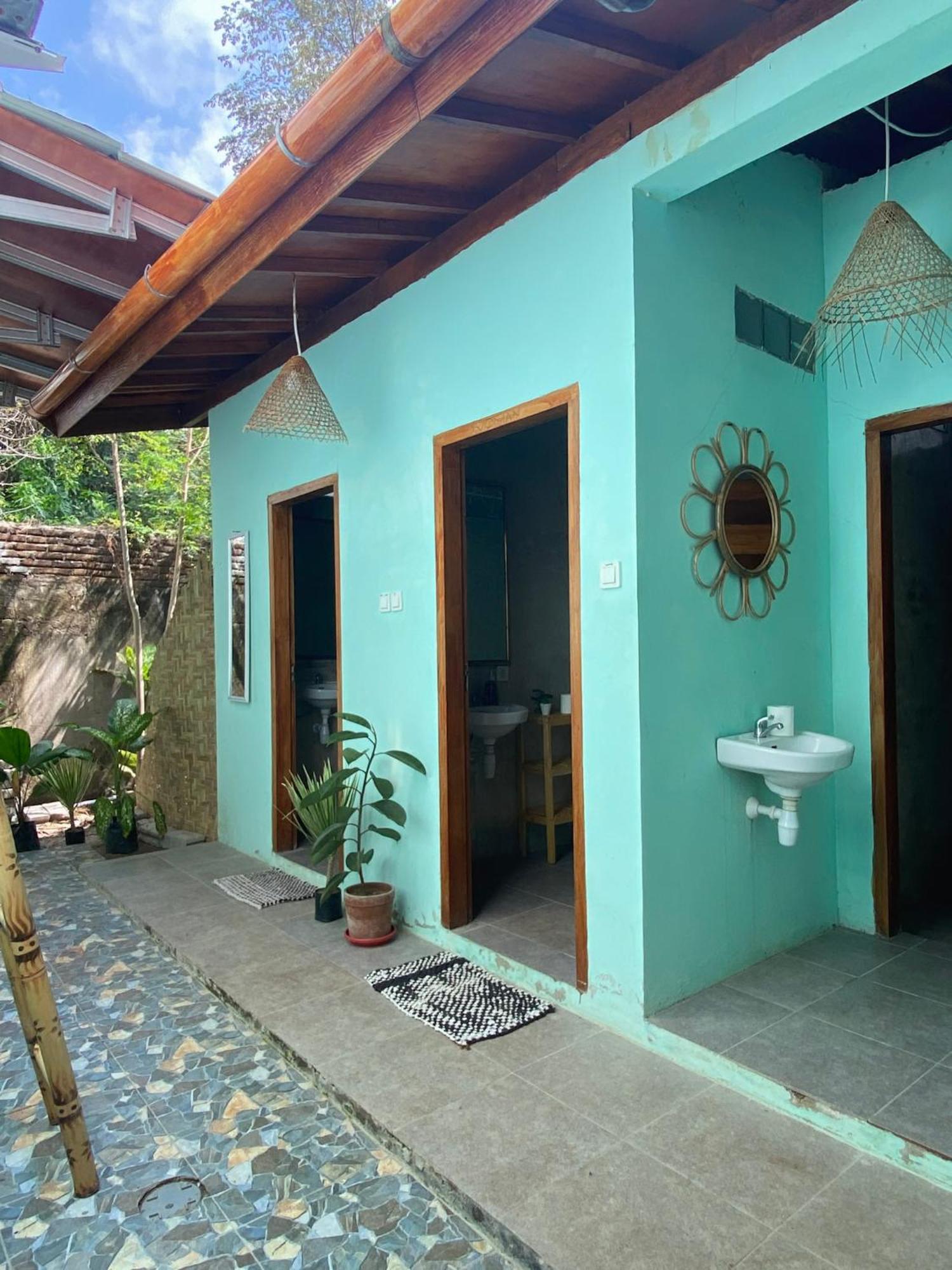 Secret Spot Surf And Stay Kuta  Экстерьер фото